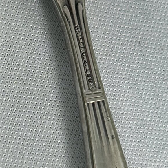 Vintage Reed Barton Silver Plate Childrens Spoon Hotel Knight 4.5" Long - Picture 7 of 8